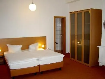 מלון City Hotel Bremen 2*