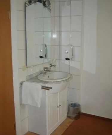 City Hotel Bremen 2*