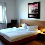 City Hotel Bremen Hotel 2*